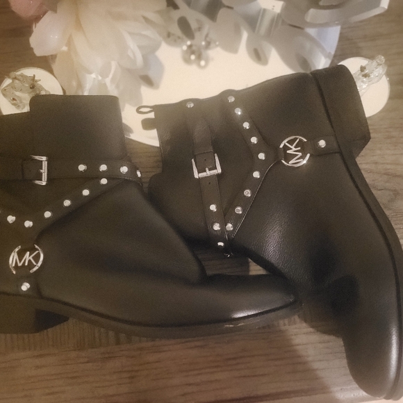 MK Preston Studded Leather Ankle Boot - Picture 2 of 5